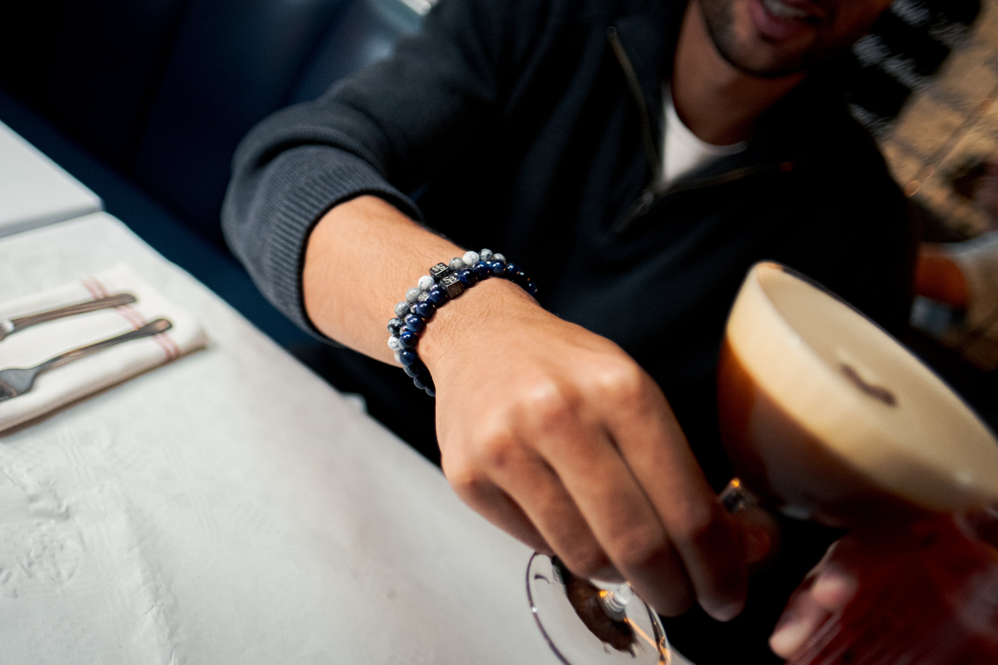 Mannen Kralen Armband Guide: Stijlvol Draagadvies 2026