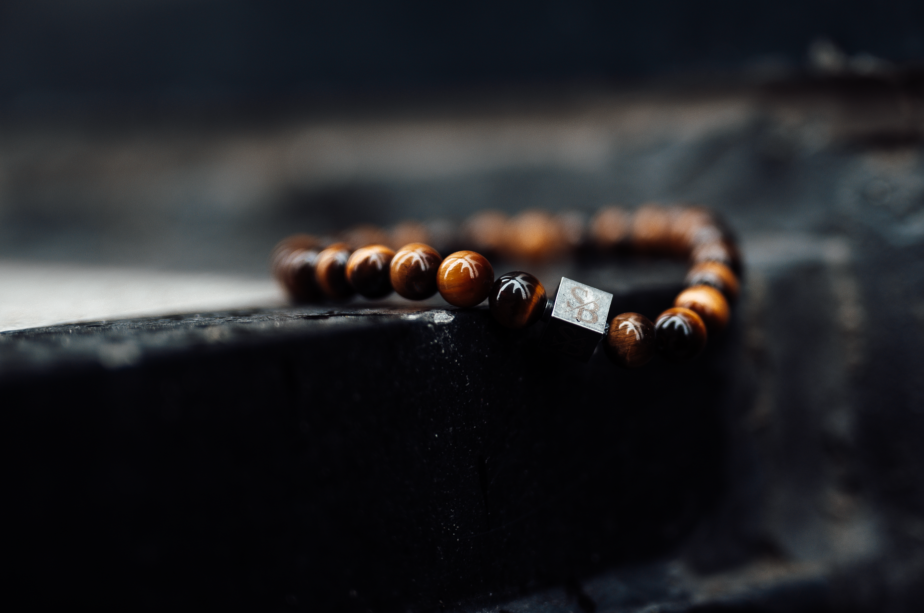 Gouden Armbandjes: Echte Goudkleur Zonder Goud als Metaal