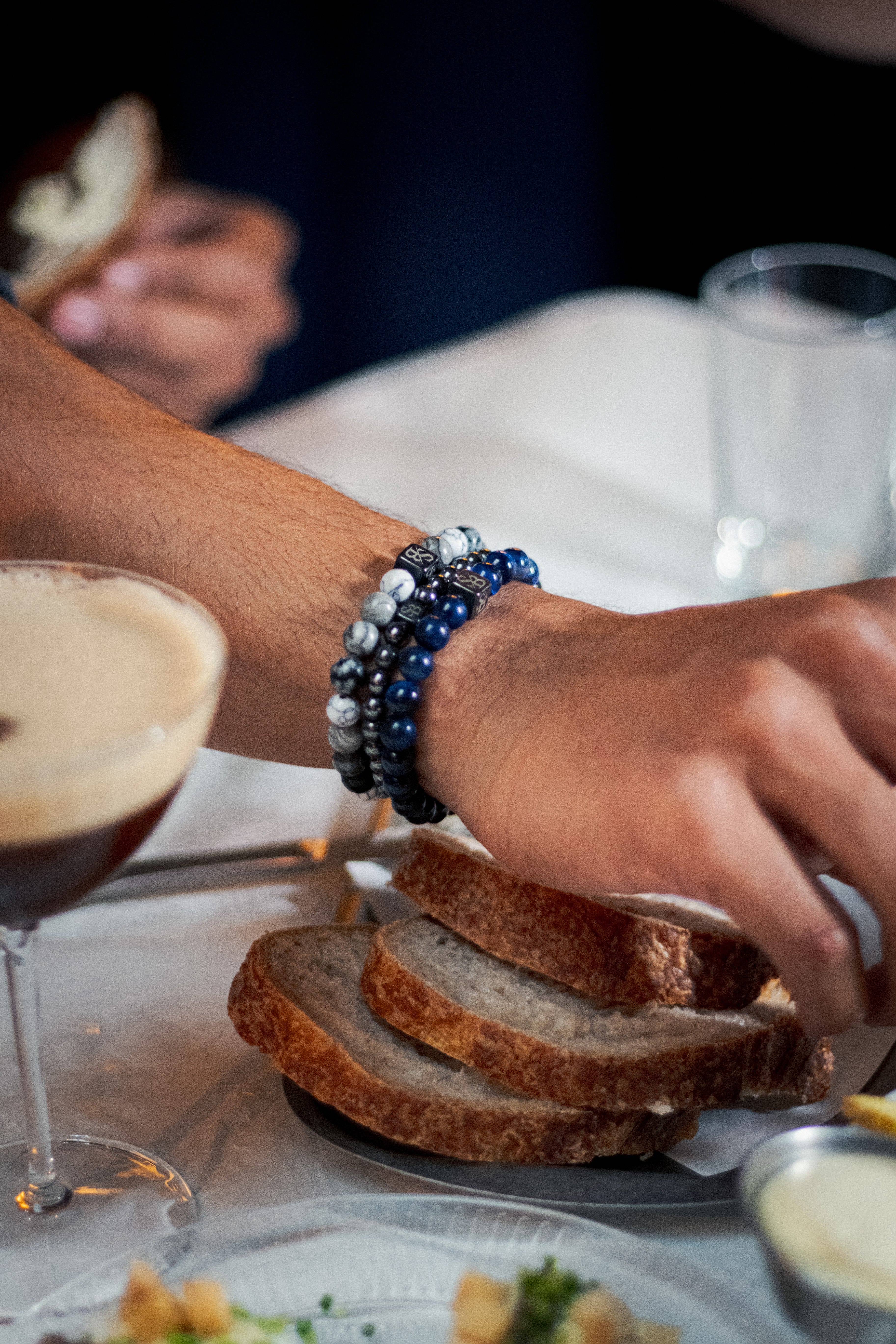 Dames edelsteen armbanden - lapis lazuli en maansteen